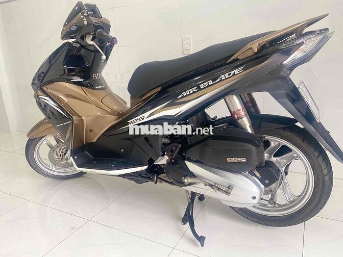 Không đi cần bán Honda Air Blade 125