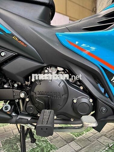 Yamaha LC V8 2025 Xanh Đen HQCN Malaysia