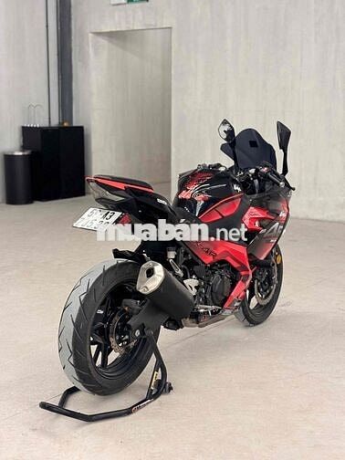 Kawazaki N400 2019 24979km