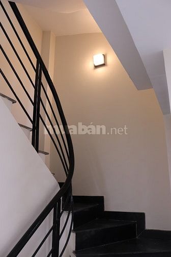 Bán Nhà Mặt tiền 56 Phan Đình Phùng, P. Cầu Kiệu, TPHCM