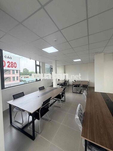 CHO THUÊ TOÀ NHÀ 2 MẶT TIỀN k300 ĐƯỜNG A4