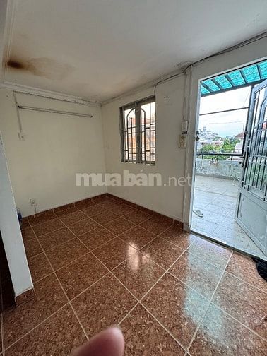 Bán nhà mặt tiền đường nội bộ Quận 12