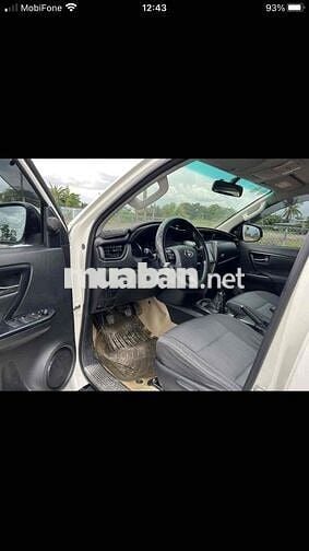 Toyota Fortuner 2022 2.4G MT