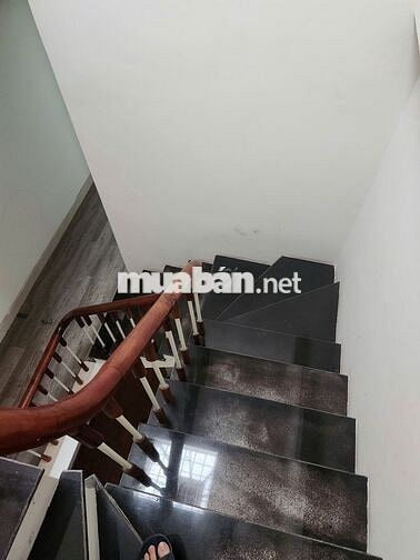 Cho thuê nhà riêng trong ngõ đường Trương Định
