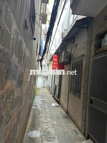 Cho thuê nhà ngõ Chùa Quỳnh- Hai Bà Trưng- dt 30m2*4tầng