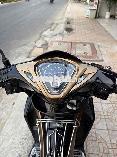Honda Air Blade 110 2012 Đen Nâu