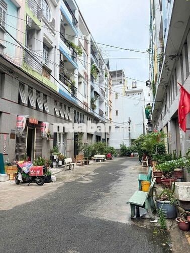 Bán Nhà Hẻm 8 met Đường Trịnh Đình Trọng , P Hòa Thạnh 