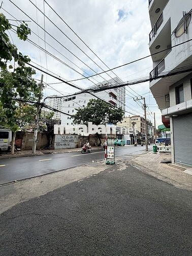 Bán Nhà Hẻm 8 met Đường Trịnh Đình Trọng , P Hòa Thạnh 