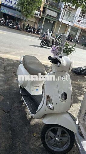 Piaggio Vespa 2009 Trắng