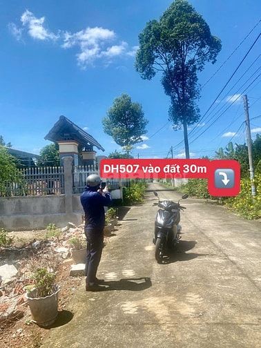 Bán đất ngay khu dân cư đông, diện tích 530m2 sẳn thổ cư, ngay chợ