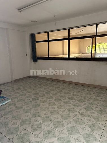 Cho Thuê Nhà Phó Cơ Điều P6 Q11 . DT : 5 x 23m ( NH5,2m ) . 38 triệu