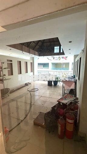 Bán Nhà Hẻm 8 met Đường Trịnh Đình Trọng , P Hòa Thạnh 