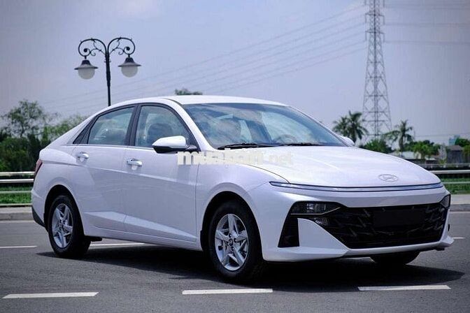 Hyundai Accent AT 2026 Trắng Mới 100%