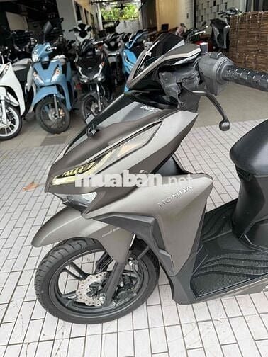 Honda Vario 150 2019 vàng cát