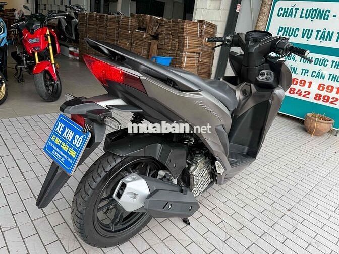 Honda Vario 150 2019 vàng cát