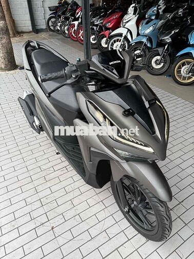 Honda Vario 150 2019 vàng cát