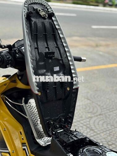 Yamaha Exciter 1S94 2010 Vàng