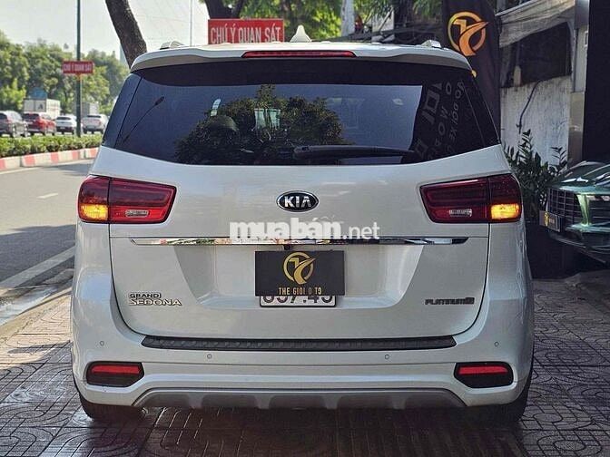 Kia Carnival 2022 2.2D Luxury 8 chỗ - 91000 km