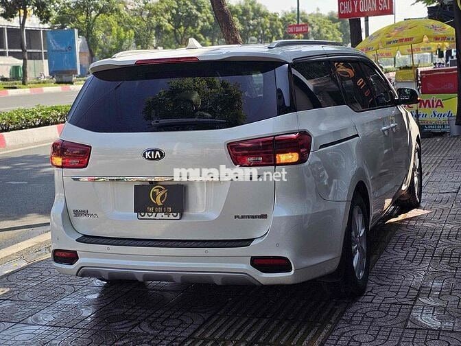 Kia Carnival 2022 2.2D Luxury 8 chỗ - 91000 km