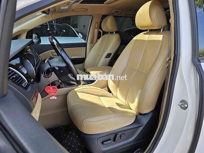 Kia Carnival 2022 2.2D Luxury 8 chỗ - 91000 km