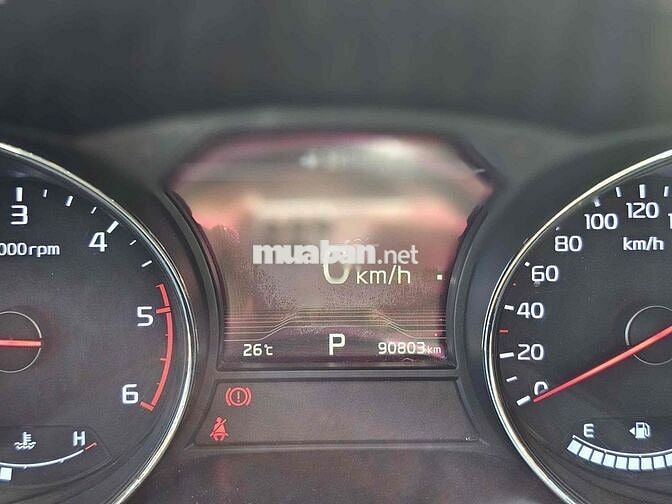 Kia Carnival 2022 2.2D Luxury 8 chỗ - 91000 km