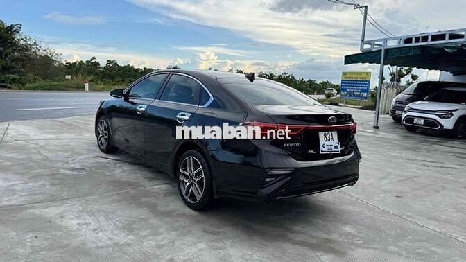 Kia Cerato 2019 1.6 AT Luxury - có cửa nóc