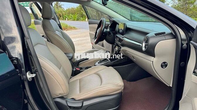 Kia Cerato 2019 1.6 AT Luxury - có cửa nóc