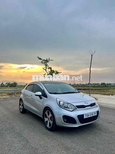 Kia Rio 2013 bản full xe nhập