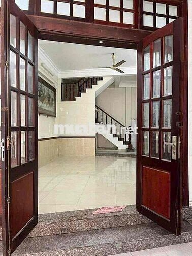 NHÀ NGUYÊN CĂN HẺM XE TẢI NGUYỄN TƯ GIÃN 4 PHÒNG NGỦ GIÁ CHỈ 12TR
