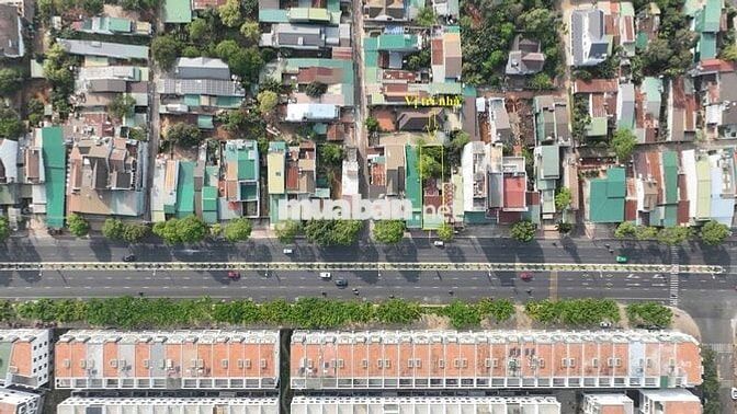 Bán 9x19 mặt tiền Nguyễn Chí Thanh đối diện EcoCiTy