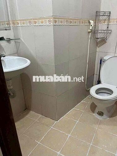 NHÀ NGUYÊN CĂN HẺM XE TẢI NGUYỄN TƯ GIÃN 4 PHÒNG NGỦ GIÁ CHỈ 12TR