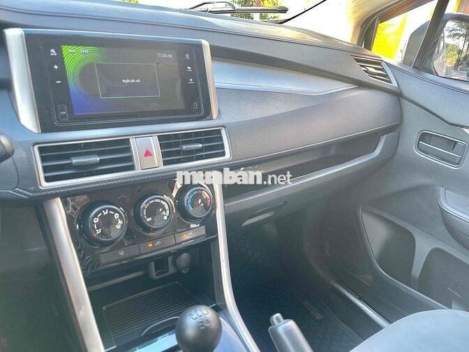 Mitsubishi Xpander 2021 Số sàn 80000 km Trắng