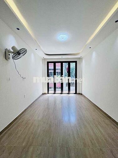 Bán nhà hẻm xe hơi Quận 3, Nguyễn Đình Chiểu, 32m2, 3 tầng - 8.X tỷ