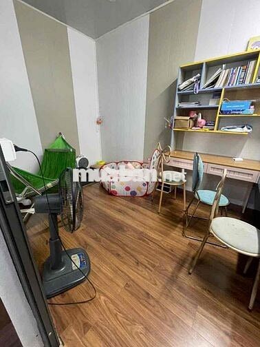 Chính chủ cần bán gấp . nhà 3 tầng tự xây kiên cố chắc chắn.