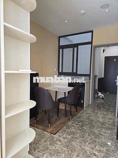 ĐANG TRỐNG PHÒNG CAO CẤP FULL NỘI THẤT SÁT BÊN QUẬN 1