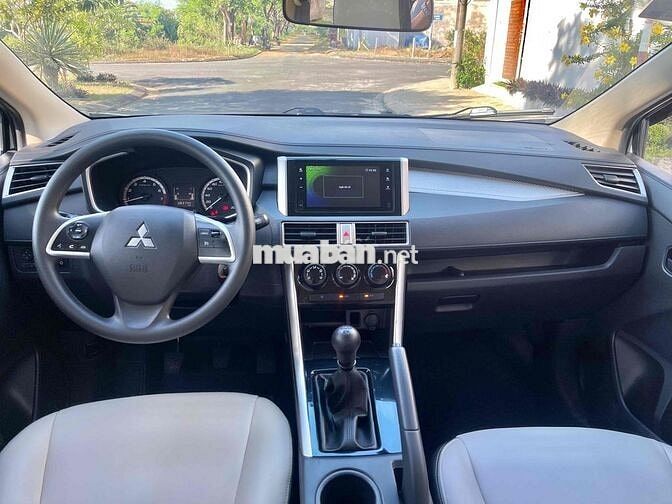 Mitsubishi Xpander 2021 Số sàn 80000 km Trắng