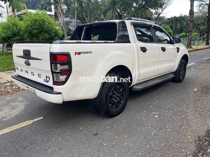 Ford Ranger XLS AT 2017 170.000km Trắng