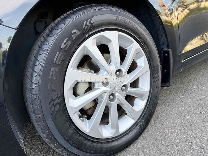 Hyundai Accent 2018 Tiêu chuẩn Đen 74000km