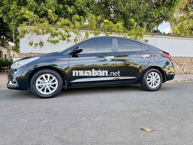 Hyundai Accent 2018 Tiêu chuẩn Đen 74000km