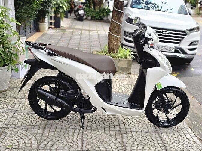 Honda Vision 2024 màu Trắng