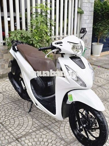 Honda Vision 2024 màu Trắng