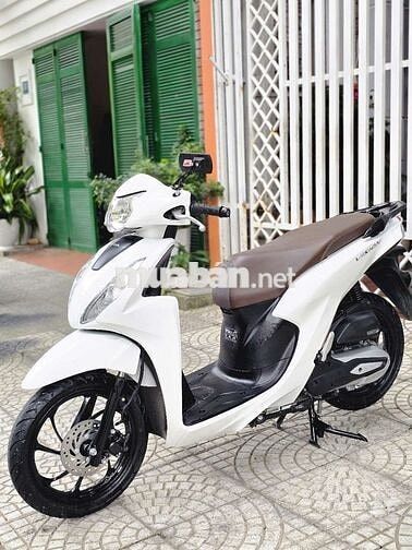 Honda Vision 2024 màu Trắng