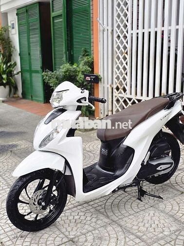 Honda Vision 2024 màu Trắng