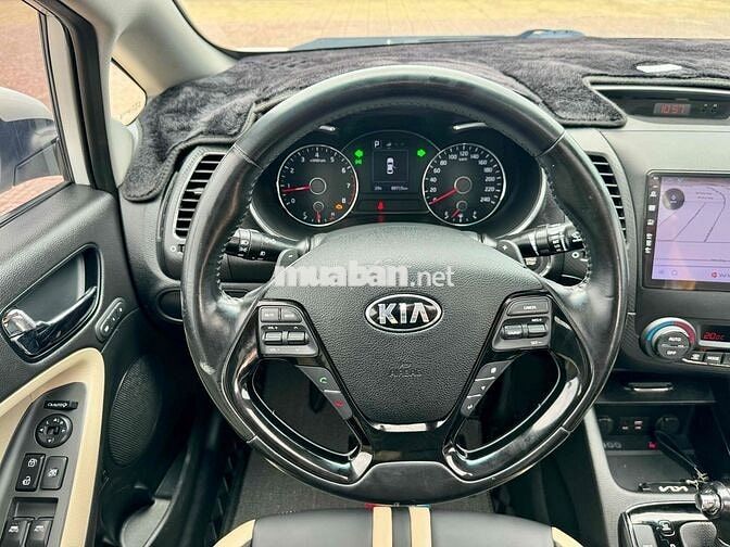 Kia Cerato 2018 1.6L AT 89000 km Trắng