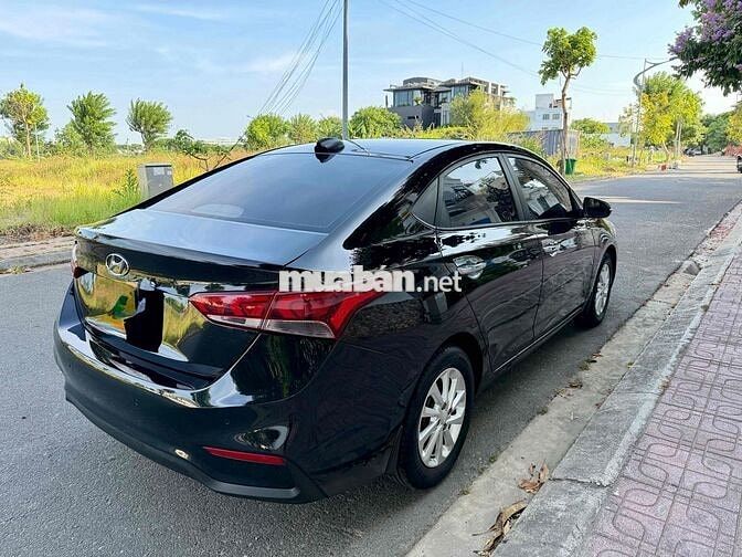 Hyundai Accent 2018 Tiêu chuẩn Đen 74000km