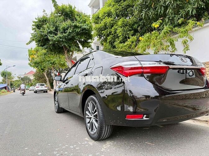 Toyota Corolla Altis 2019 1.8G Đen