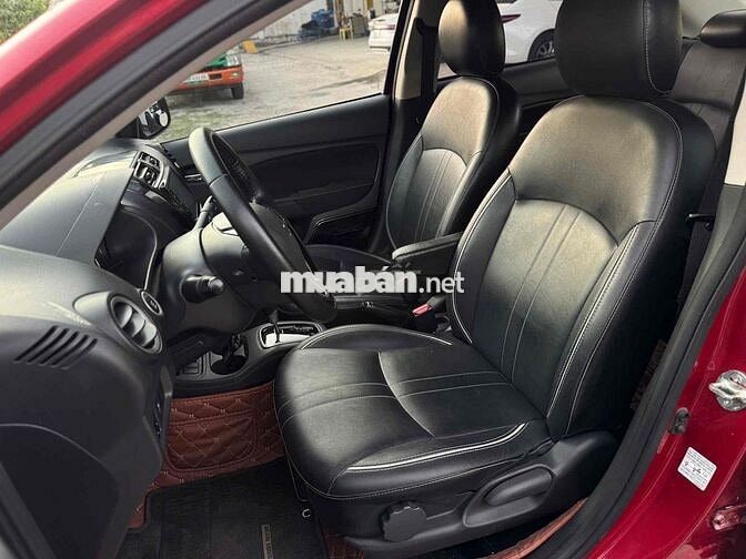 Mitsubishi Attrage 1.2AT Premium 2021