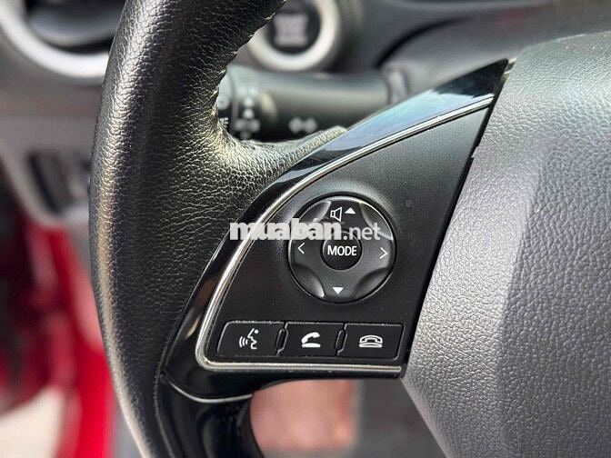 Mitsubishi Attrage 1.2AT Premium 2021