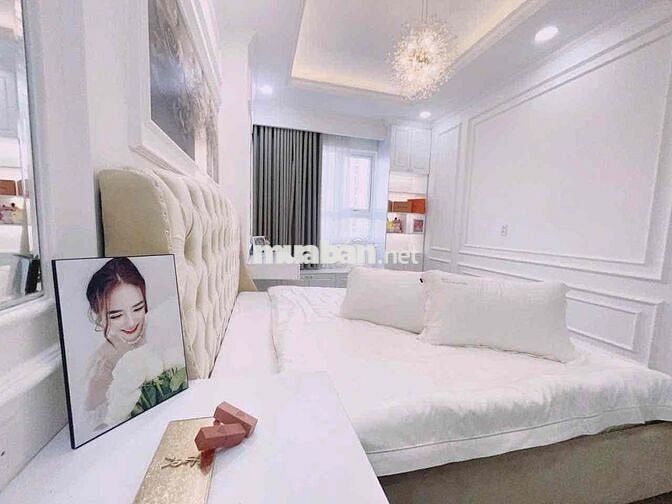 Cần sang gấp hợp đồng thuê Topaz Aeon mall 2pn full nộithất xịn