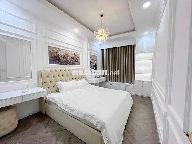 Cần sang gấp hợp đồng thuê Topaz Aeon mall 2pn full nộithất xịn